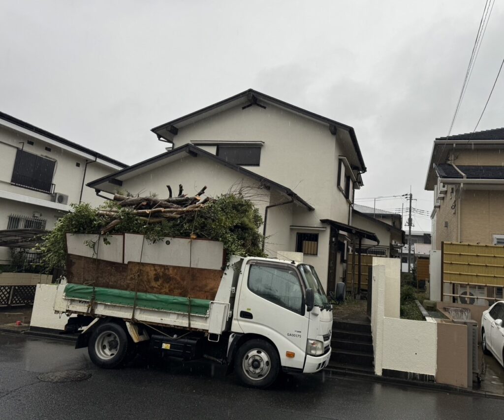 エスブロック　植栽撤去