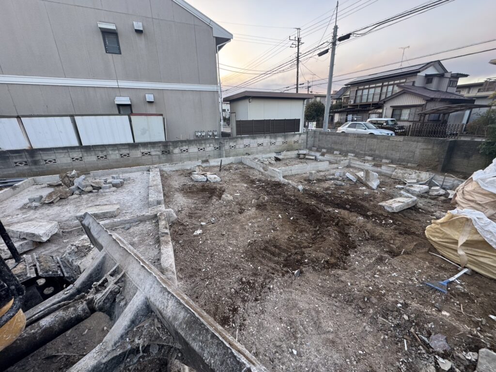 エスブロック 基礎解体
