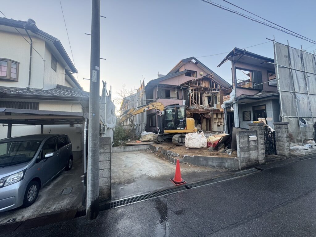 エスブロック 重機解体