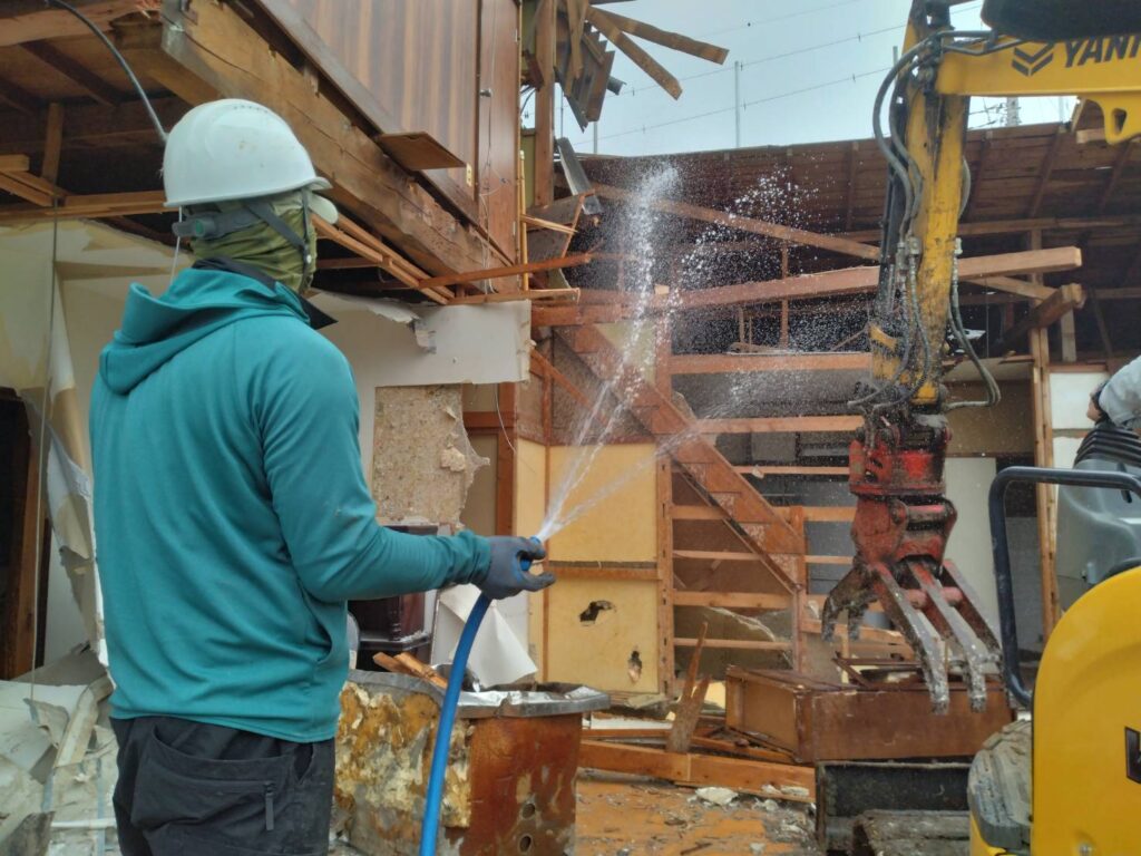 エスブロック 重機解体