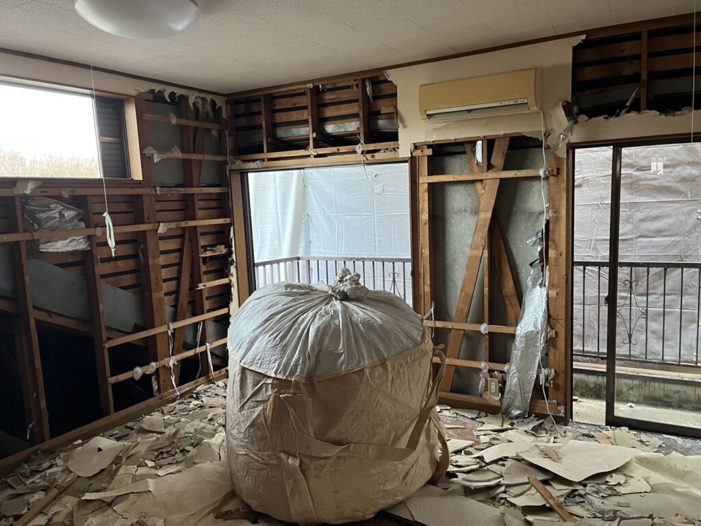 エスブロック　内装解体