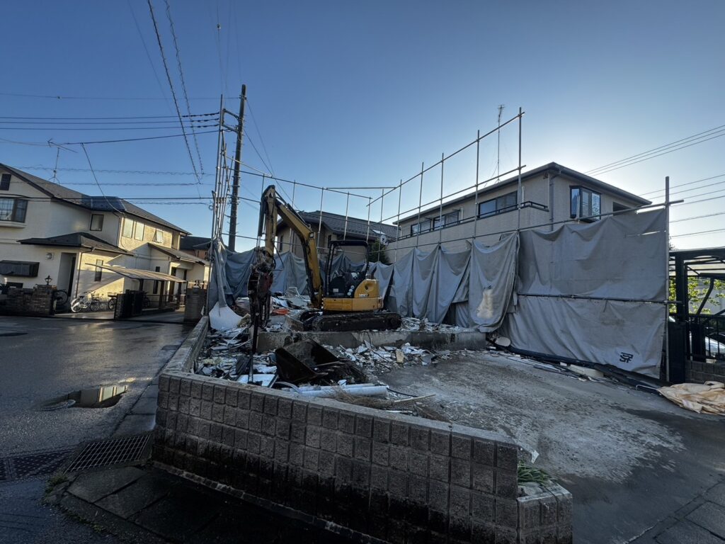 エスブロック　重機解体