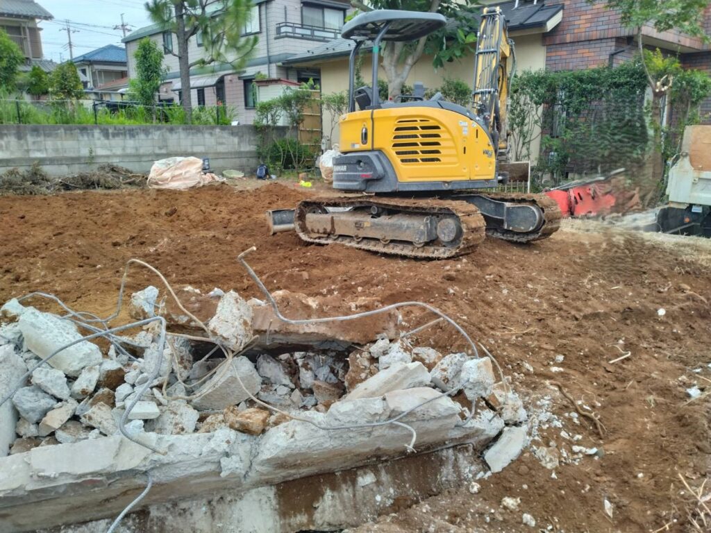 エスブロック　基礎解体