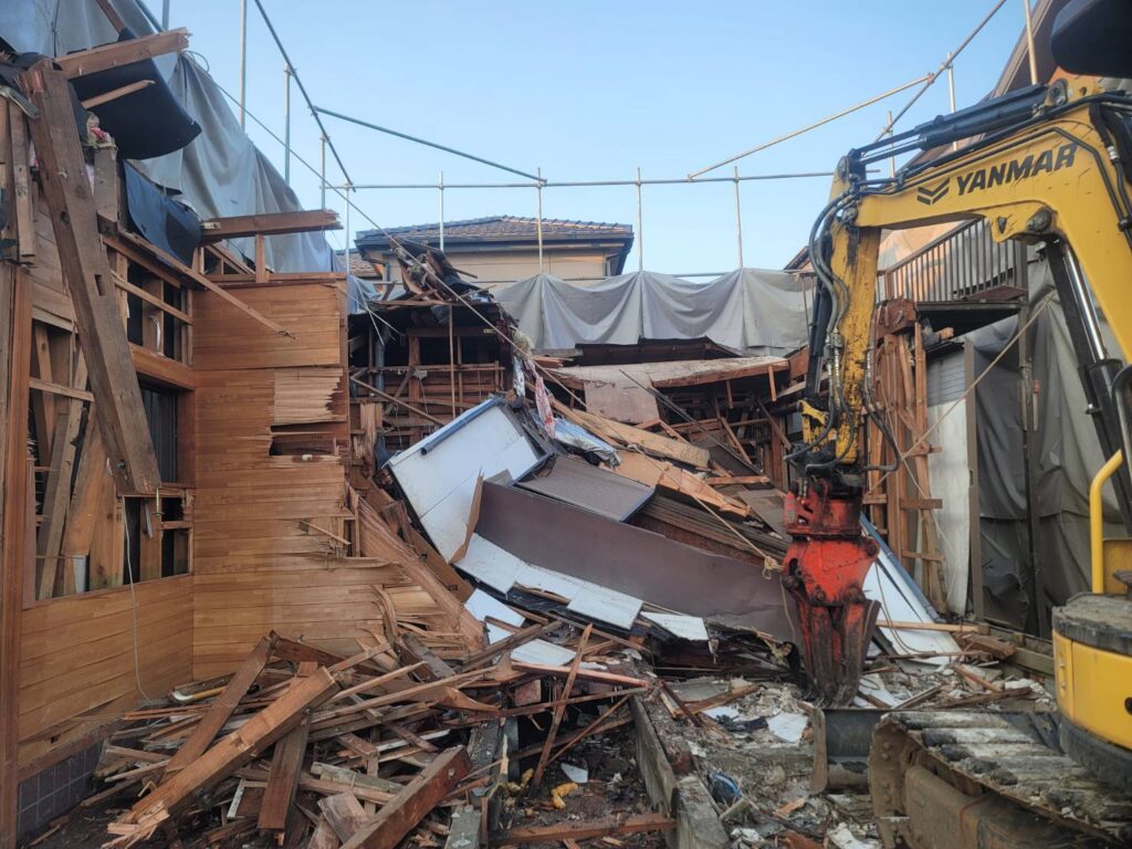 エスブロック　重機解体