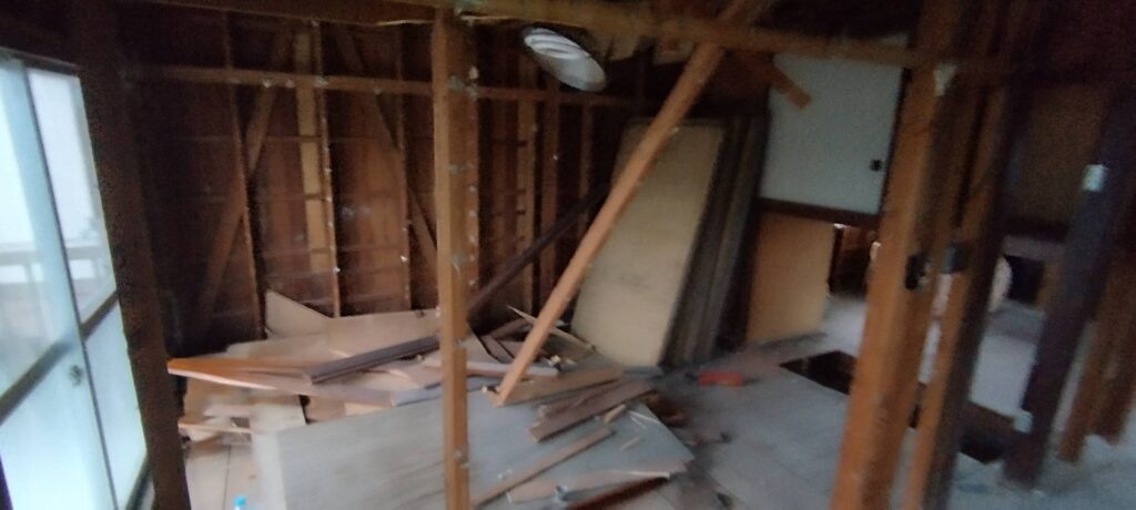 エスブロック 内装解体