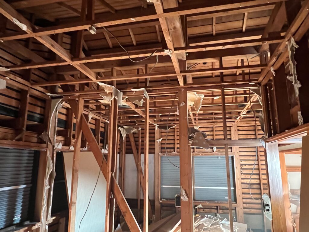 エスブロック　内装解体