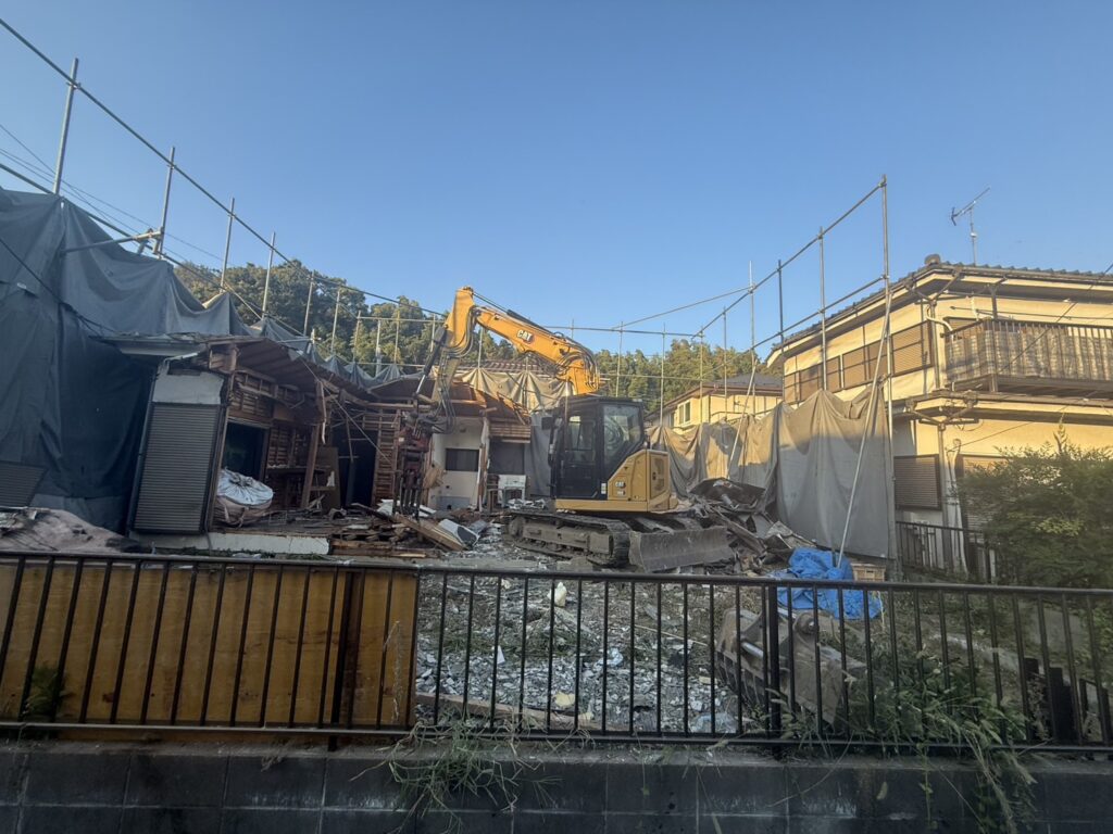 エスブロック　重機解体