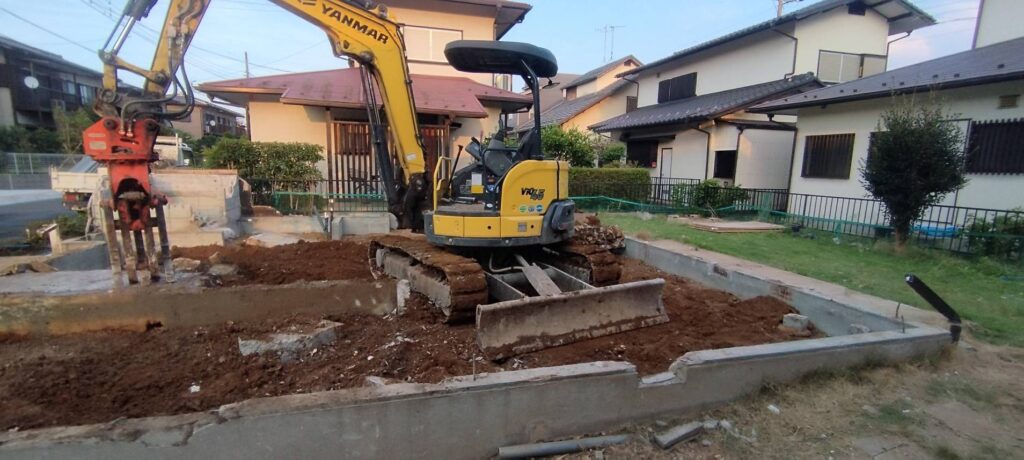 エスブロック 基礎解体