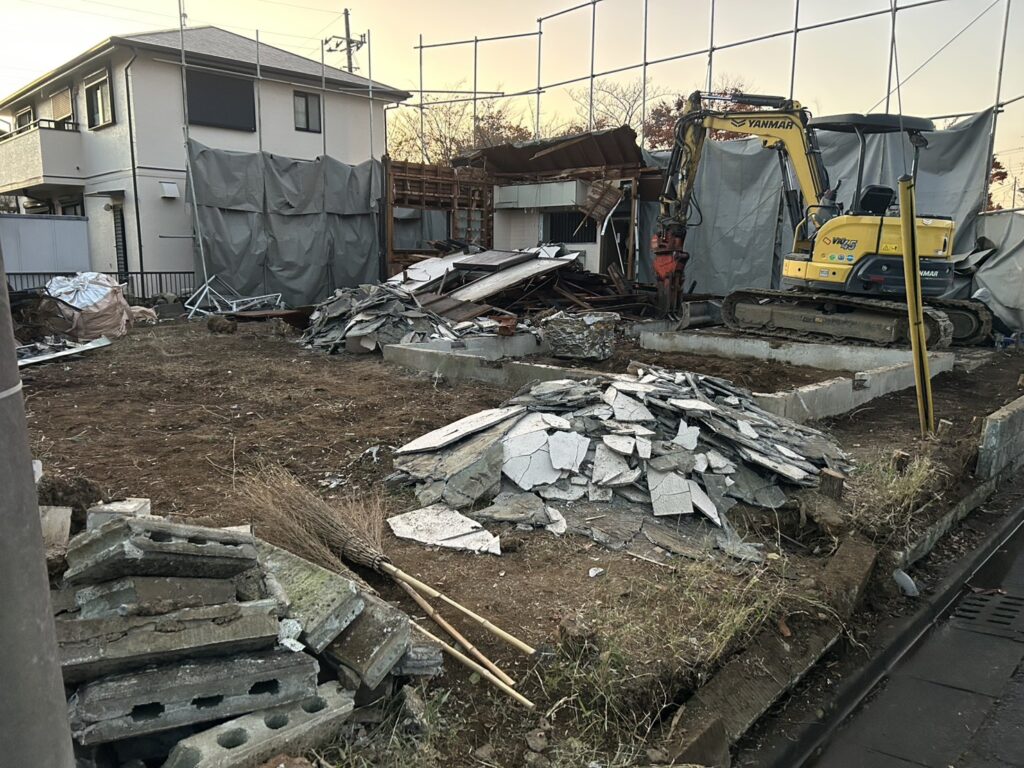 エスブロック 重機解体