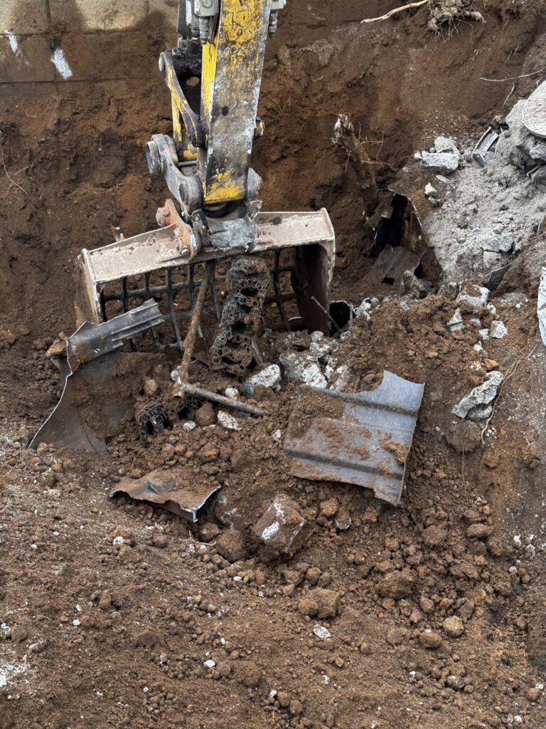 エスブロック　埋設物