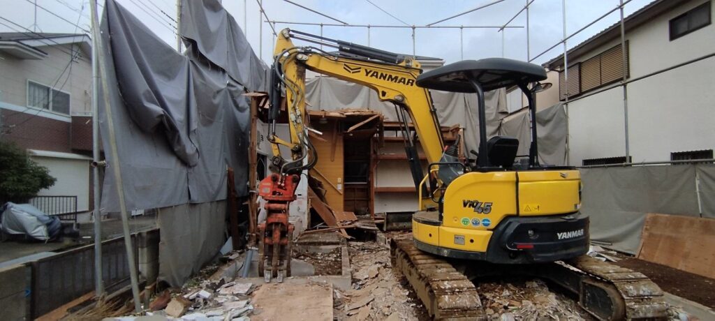 エスブロック 重機解体