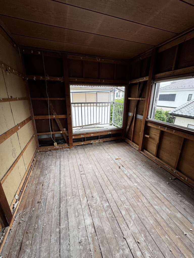 エスブロック 内装解体