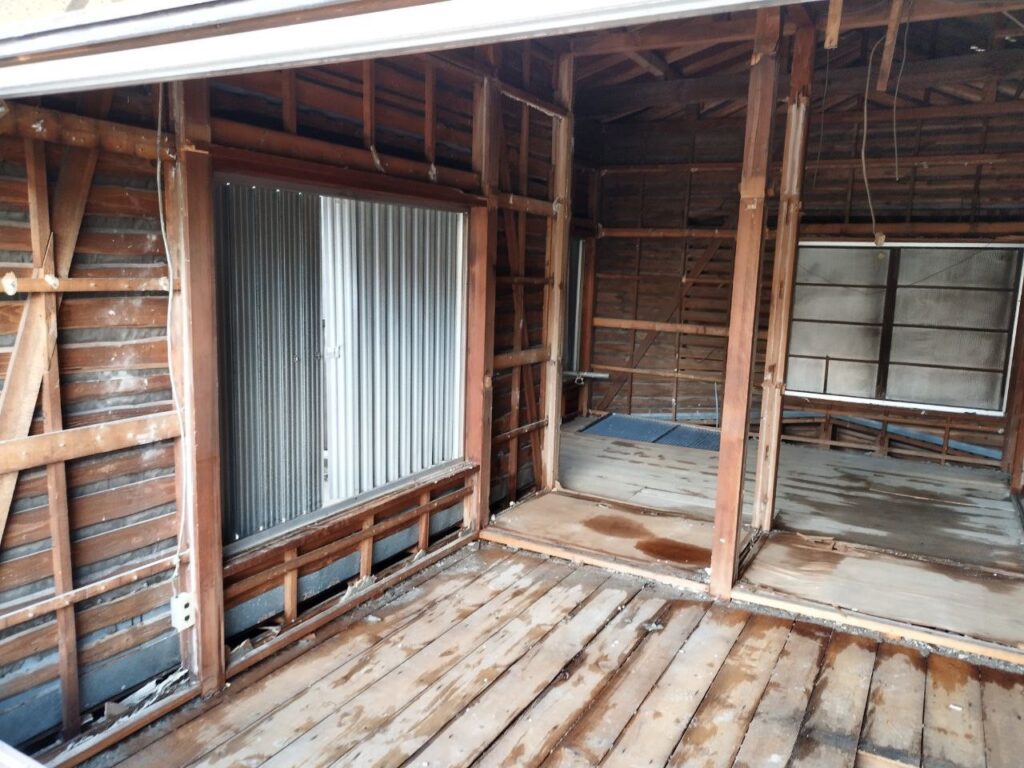 エスブロック　内装解体