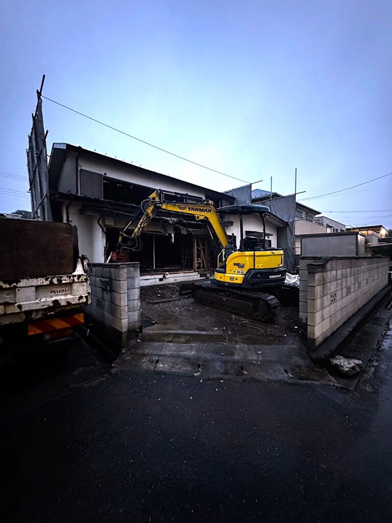 エスブロック 重機解体