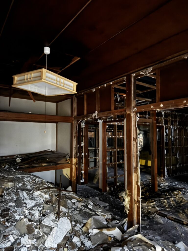 エスブロック 内装解体