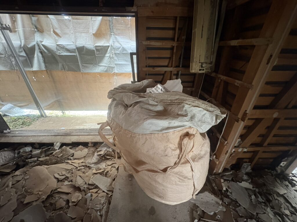 エスブロック 廃材袋入り