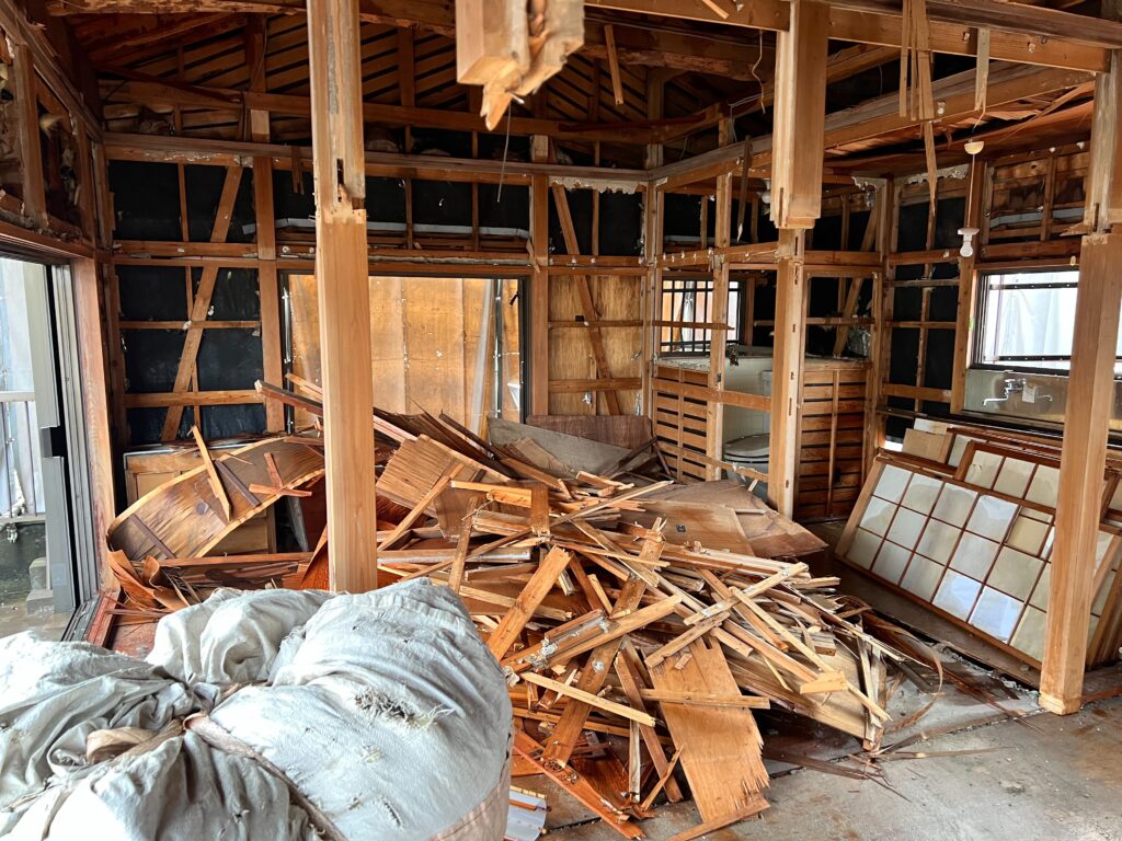 エスブロック 内装解体