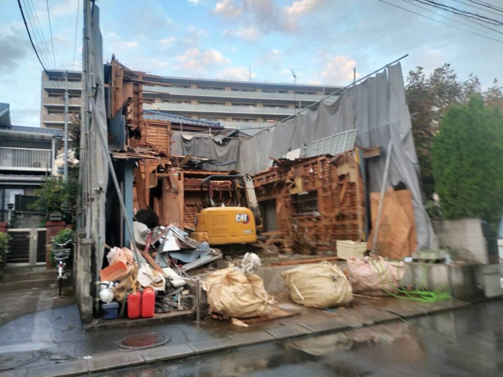 エスブロック 重機解体
