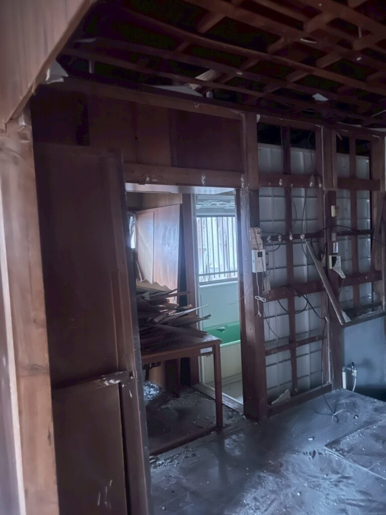エスブロック　内装解体